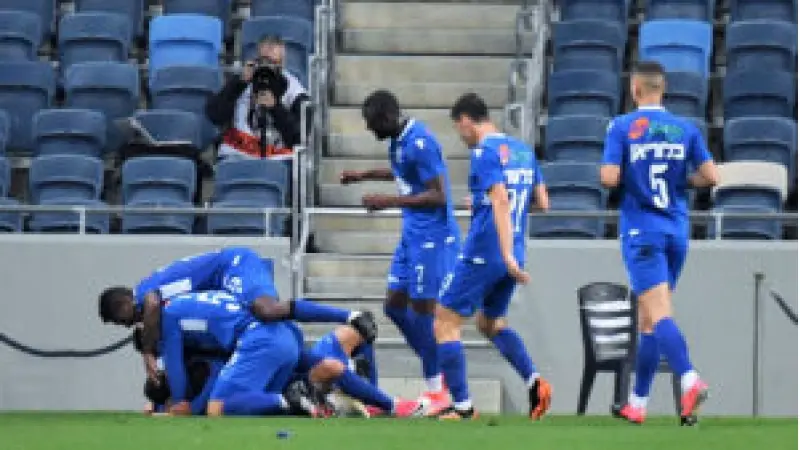 רן קוז'וך מאמן מכבי פתח תקווה. צילום מתוך מסיבת העיתונאים